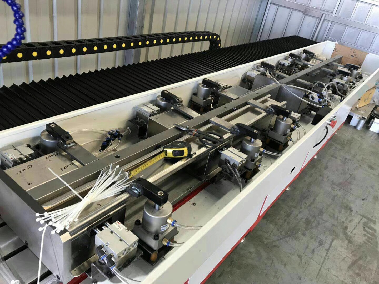 熱熔鉆孔機(jī)出現(xiàn)故障時(shí)如何輕松搞定？